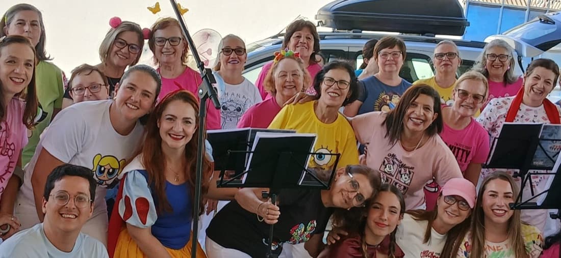 Coral Vozes do Caminho da Associação VEM — apresentação 7