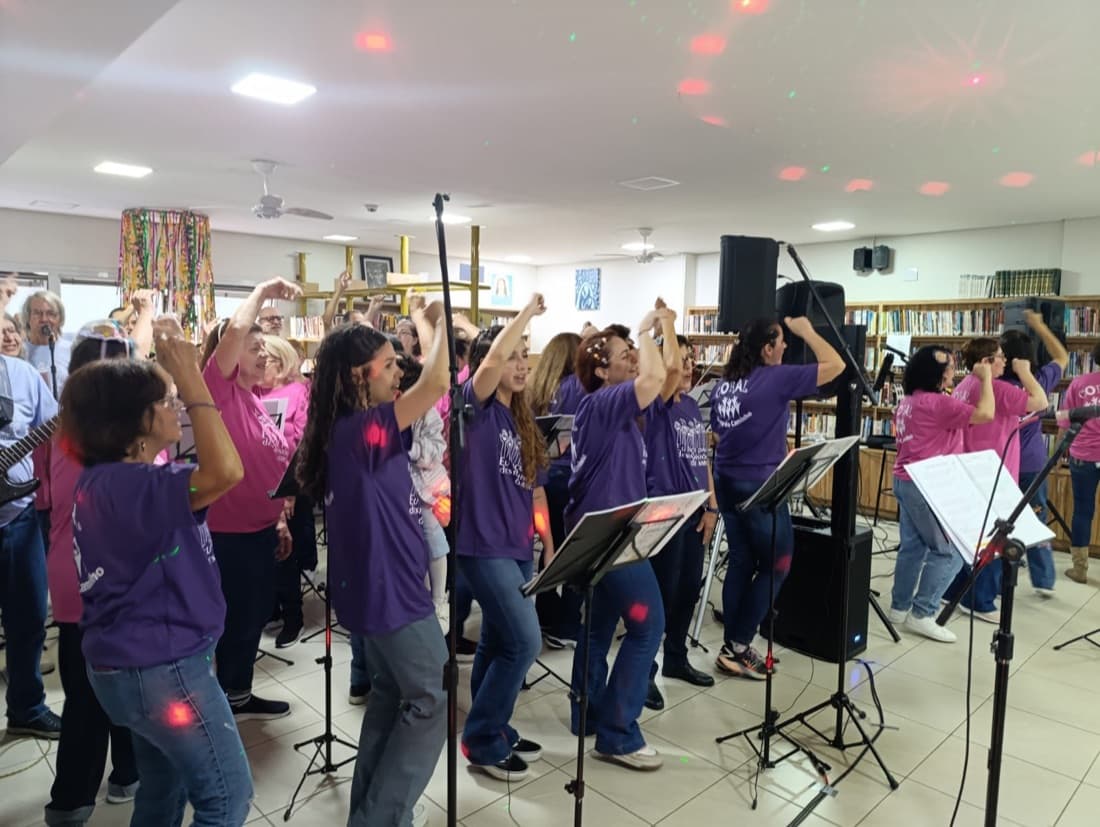 Coral Vozes do Caminho da Associação VEM — apresentação 12