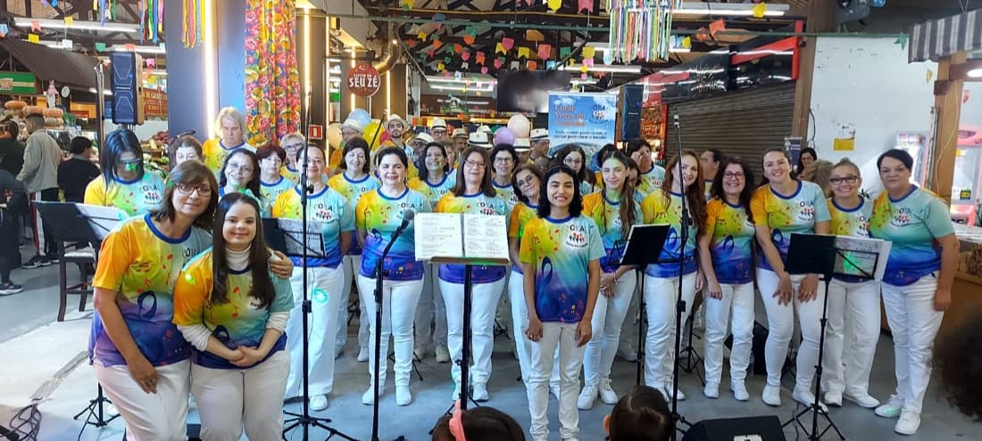 Coral Vozes do Caminho da Associação VEM — apresentação 14