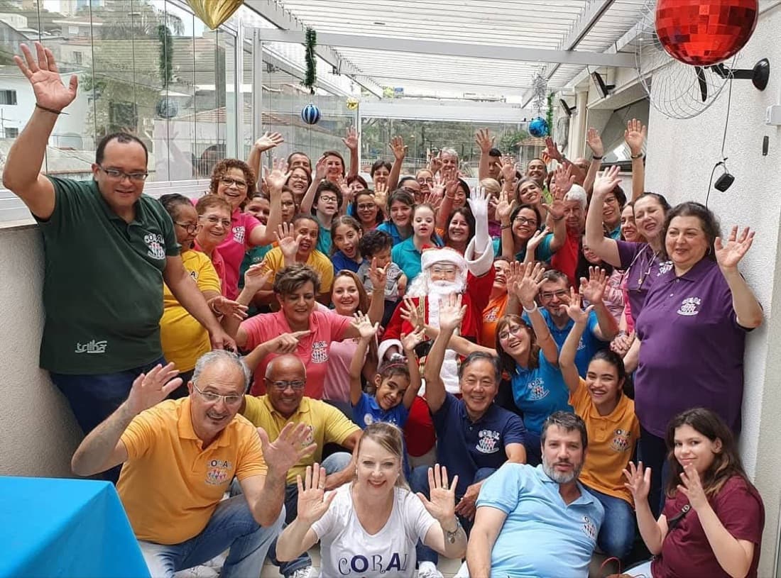 Coral Vozes do Caminho da Associação VEM — apresentação 19