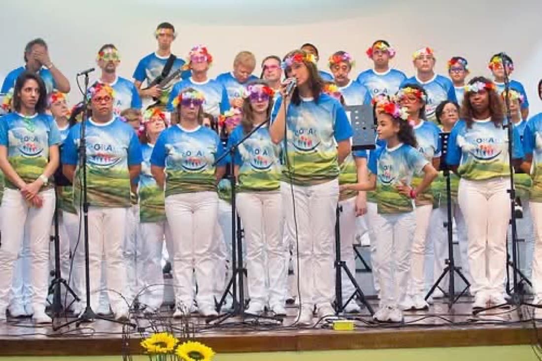 Coral Vozes do Caminho da Associação VEM — apresentação 41