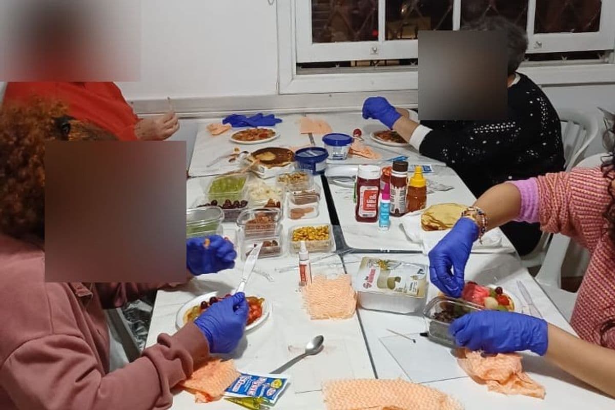 Oficina de arteterapia na Associação VEM
