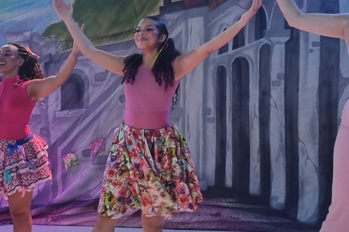 Apresentação de ballet da Associação VEM